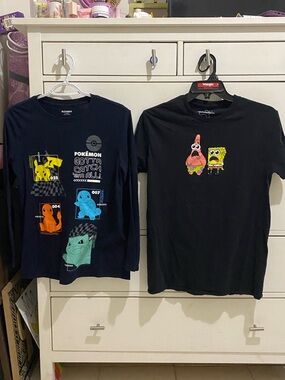 Old Navy Navy  Pokémon Long-Sleeve Tee Nickelodeon Bob sponge short sleeve Tee